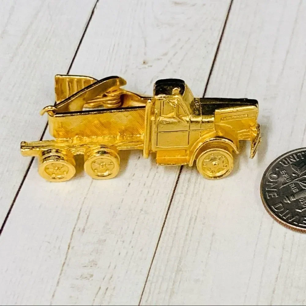 Gold Truck Tie Clip‎